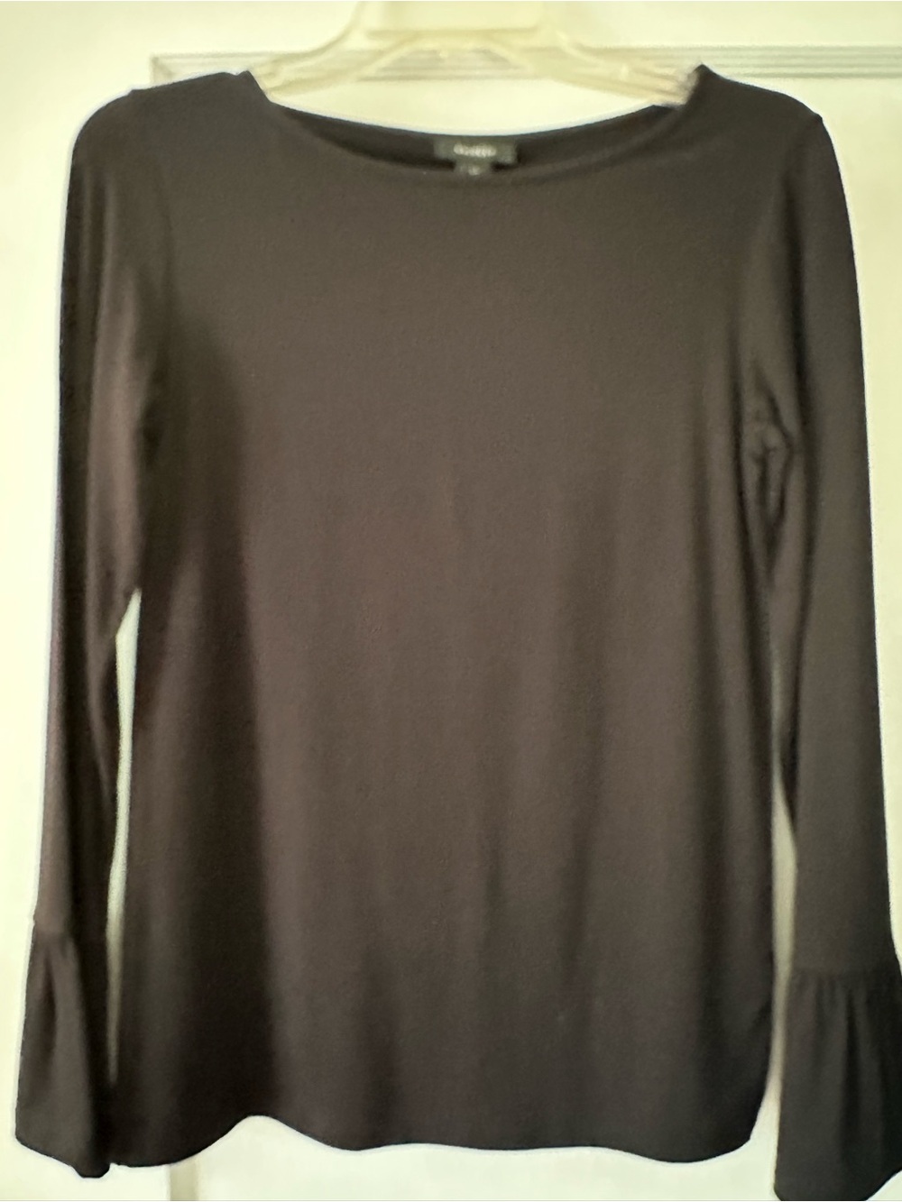 Halogen Black Long-Sleeve Crewneck Top with Subtle Bell Cuffs